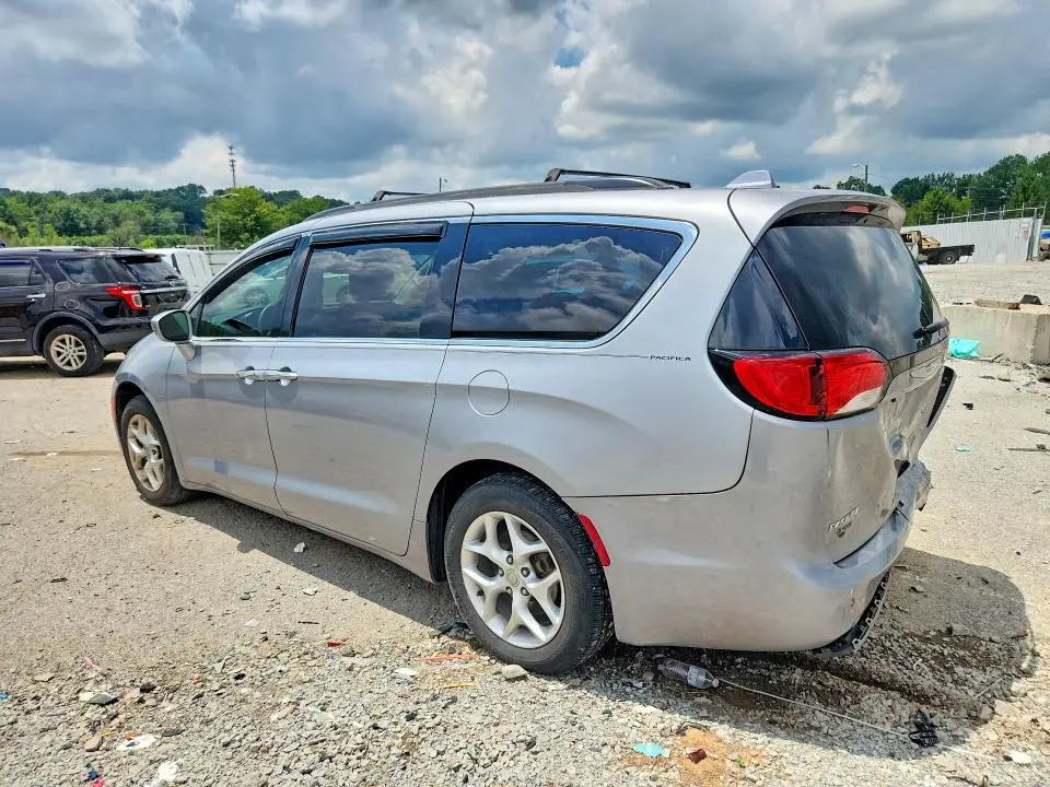 2018 CHRYSLER PACIFICA TOURING PLUS  