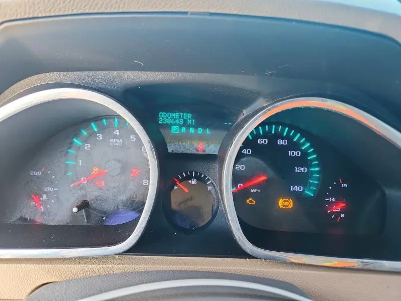 2012 CHEVROLET TRAVERSE LT  