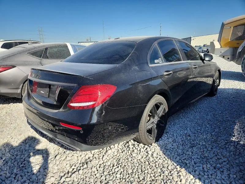 2018 MERCEDES-BENZ E 300  