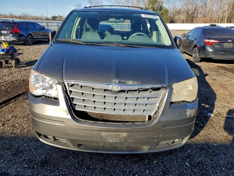 2010 CHRYSLER TOWN & COUNTRY TOURING  
