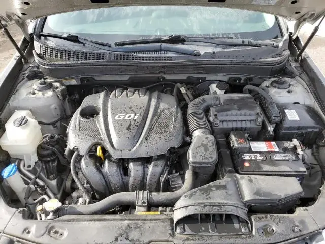 2011 HYUNDAI SONATA SE