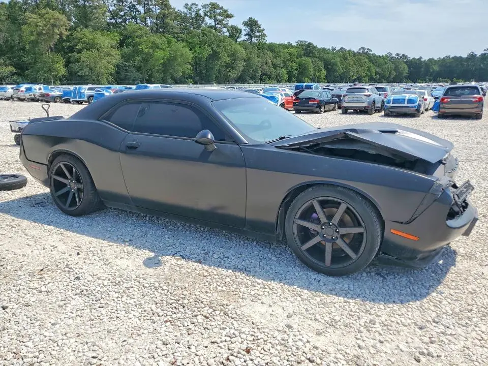 2015 DODGE CHALLENGER SXT  