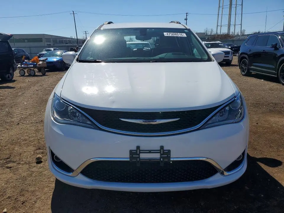 2017 CHRYSLER PACIFICA TOURING L  