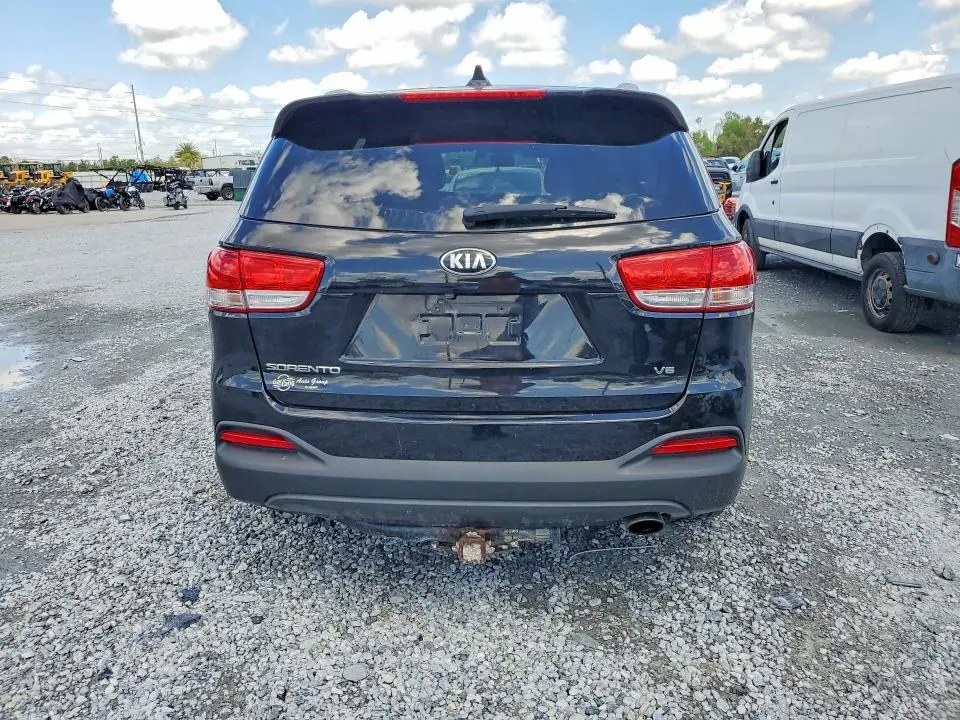 2016 KIA SORENTO LX V6  