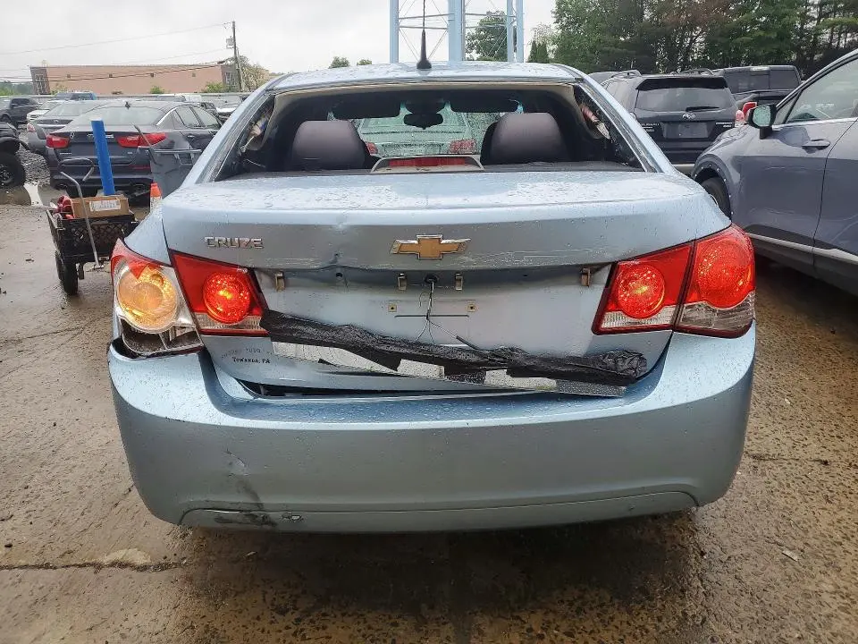 2011 CHEVROLET CRUZE LS  