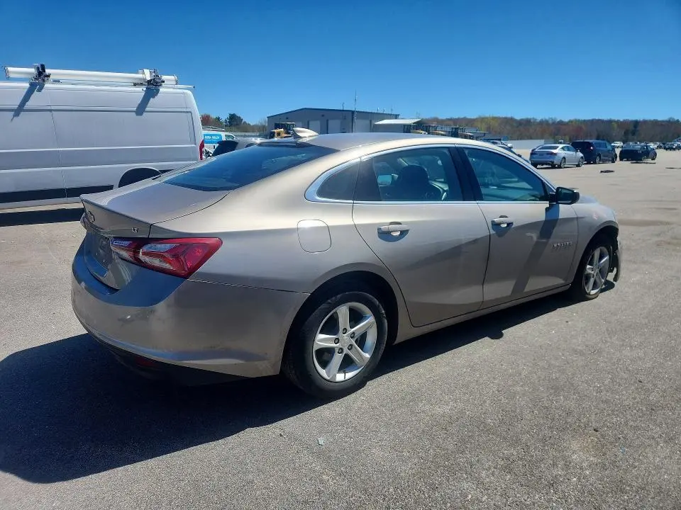 2022 CHEVROLET MALIBU LT  