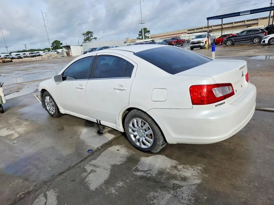 2012 MITSUBISHI GALANT ES  