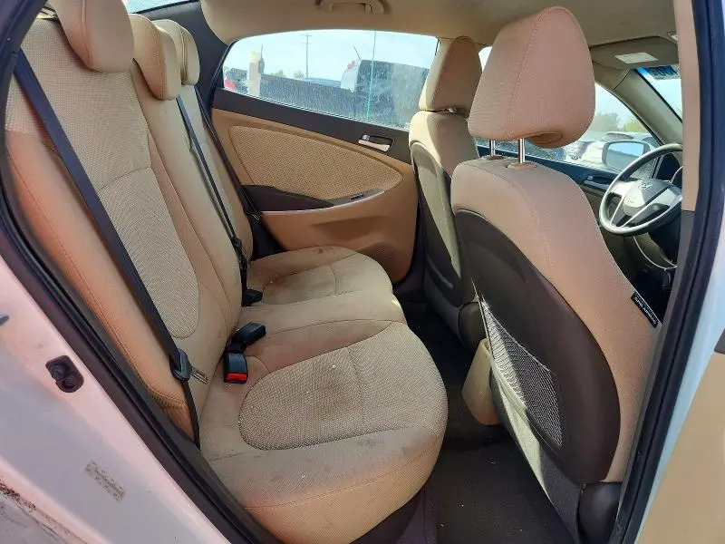 2013 HYUNDAI ACCENT GLS  