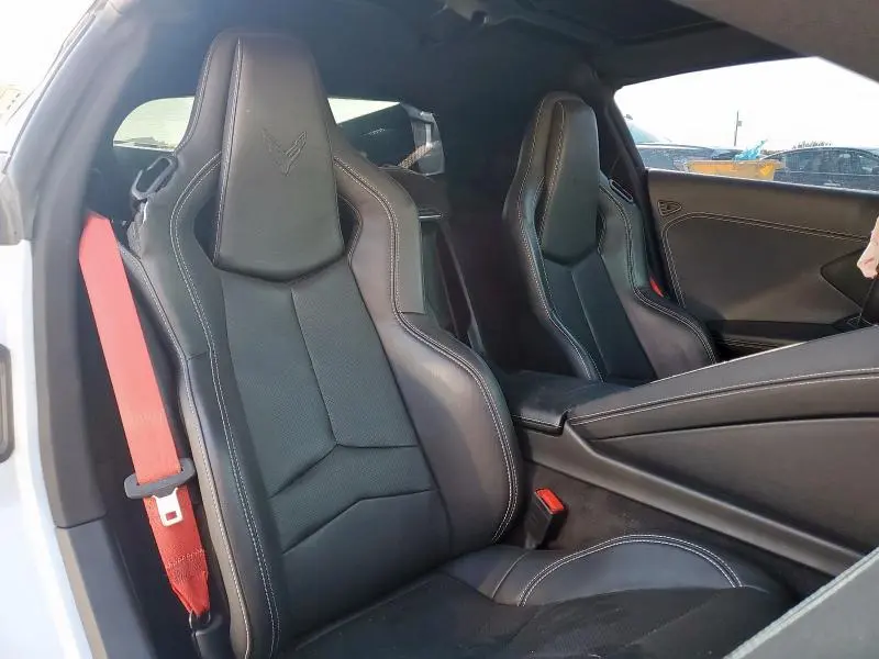 2024 CHEVROLET CORVETTE STINGRAY 1LT  