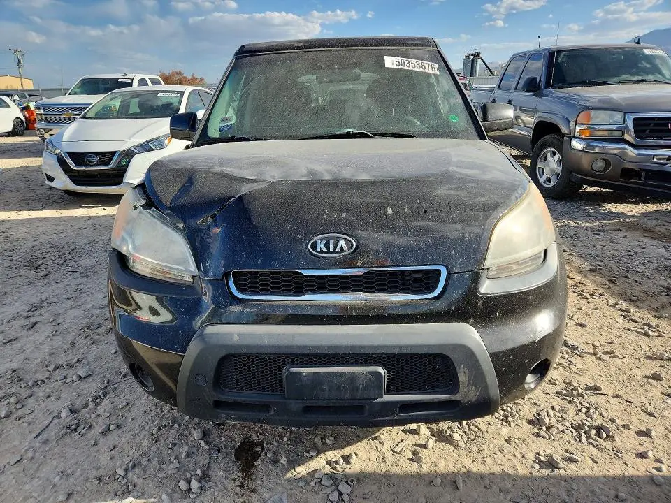 2011 KIA SOUL +  