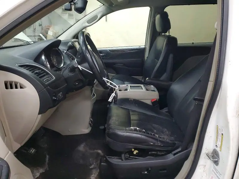 2013 CHRYSLER TOWN & COUNTRY TOURING L  