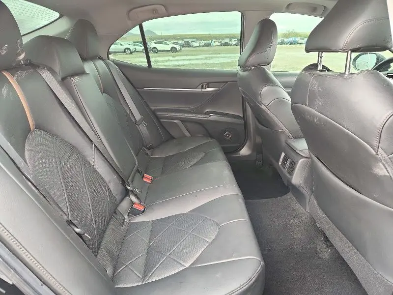 2018 TOYOTA CAMRY XLE V6  