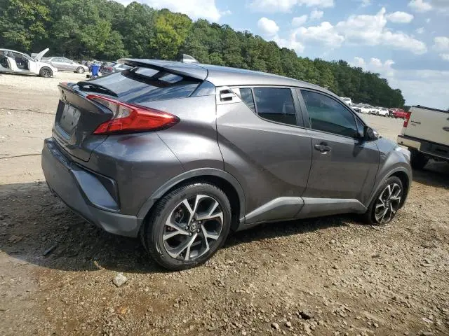 2019 TOYOTA C-HR XLE  