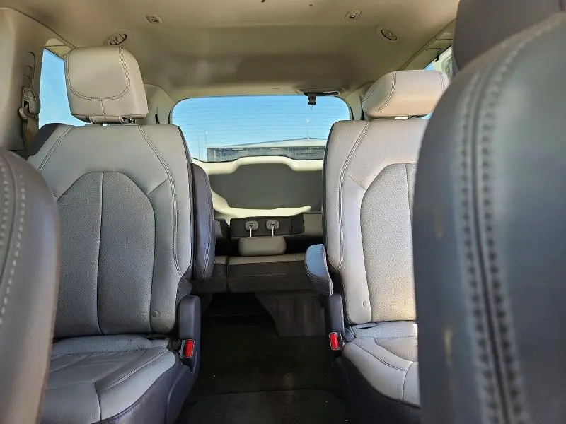 2018 CHRYSLER PACIFICA TOURING L PLUS  