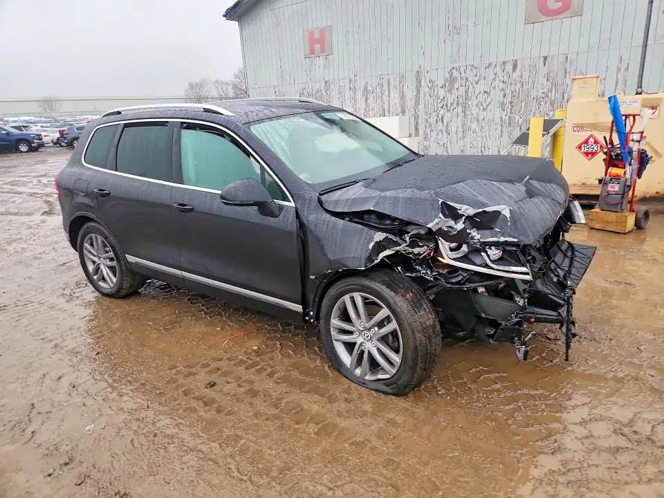 2016 VOLKSWAGEN TOUAREG TDI  