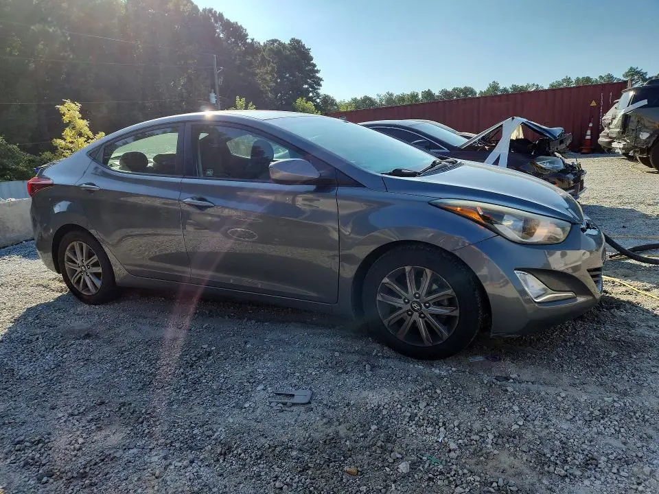 2014 HYUNDAI ELANTRA SE  