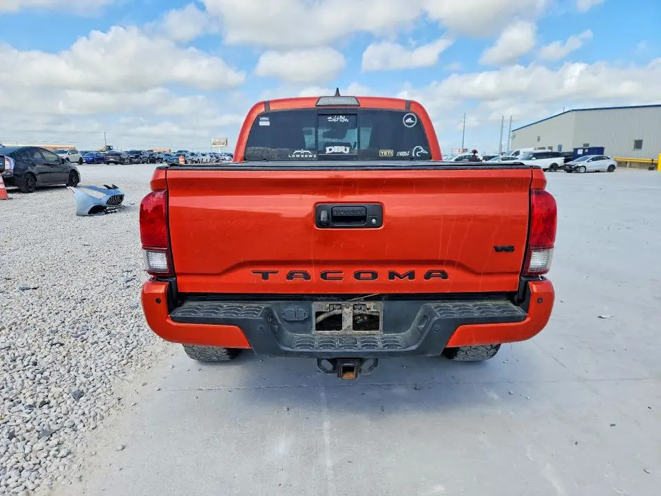 2018 TOYOTA TACOMA TRD SPORT  