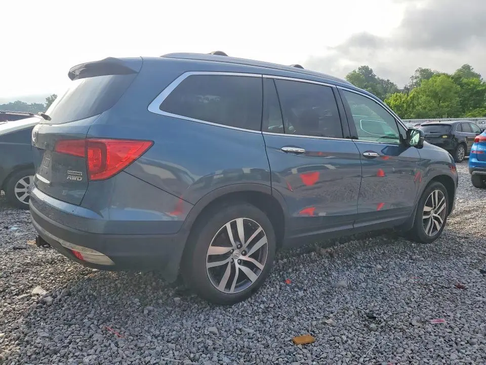 2017 HONDA PILOT TOURING  