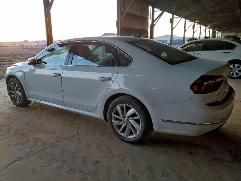 2018 VOLKSWAGEN PASSAT SE  