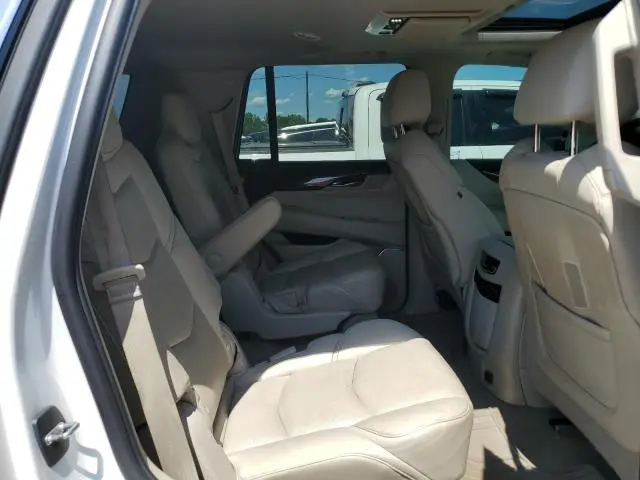 2019 CADILLAC ESCALADE LUXURY  
