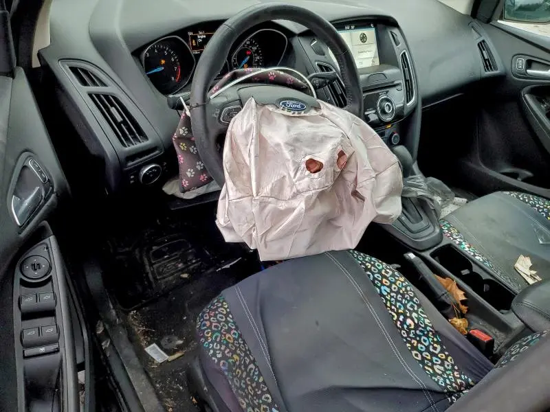 2018 FORD FOCUS SEL  