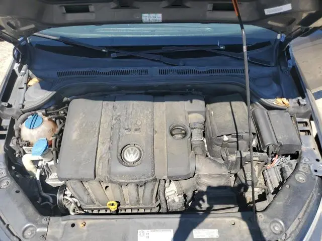 2013 VOLKSWAGEN JETTA SE