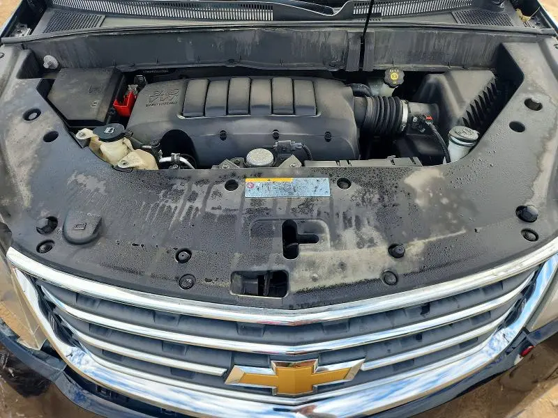 2017 CHEVROLET TRAVERSE LT  