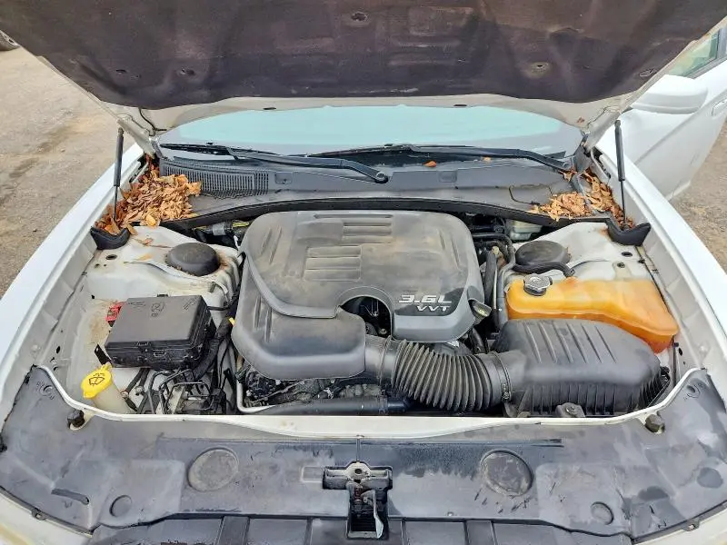 2014 DODGE CHARGER SE  