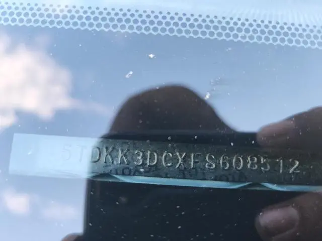 2015 TOYOTA SIENNA LE  