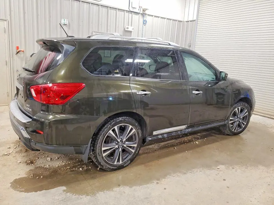 2017 NISSAN PATHFINDER PLATINUM  