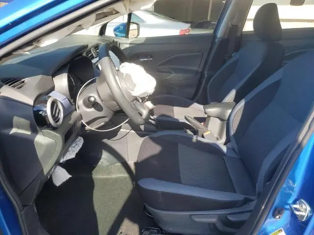 2023 NISSAN VERSA SV  