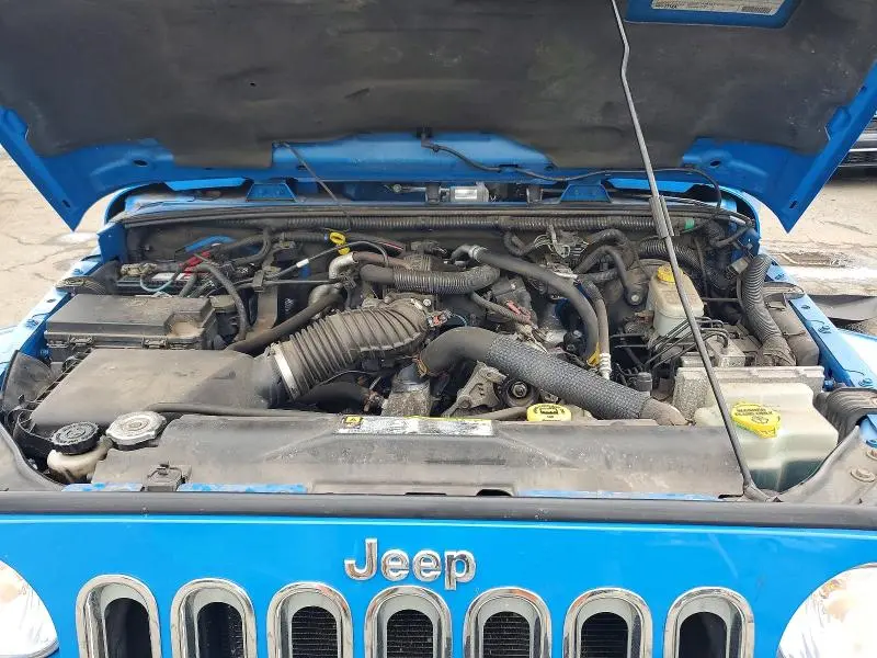 2011 JEEP WRANGLER SAHARA  