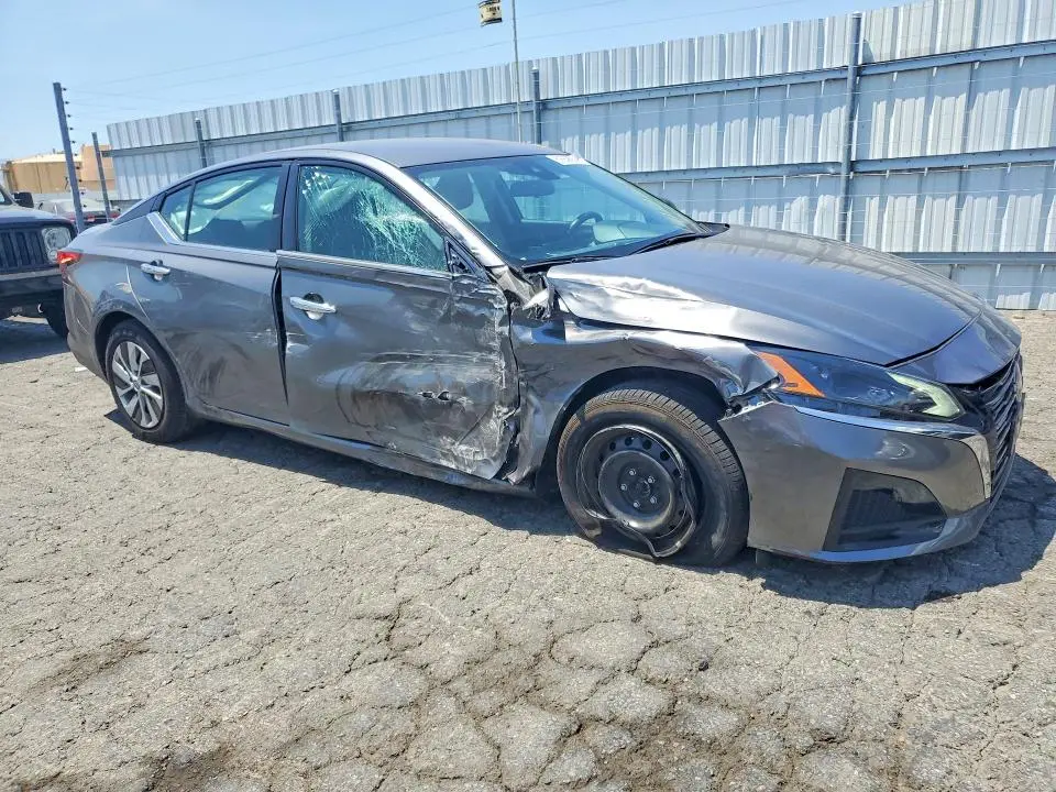 2024 NISSAN ALTIMA S  