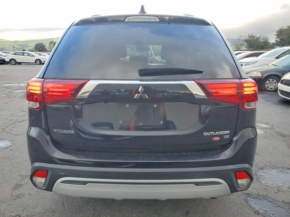 2019 MITSUBISHI OUTLANDER SE  