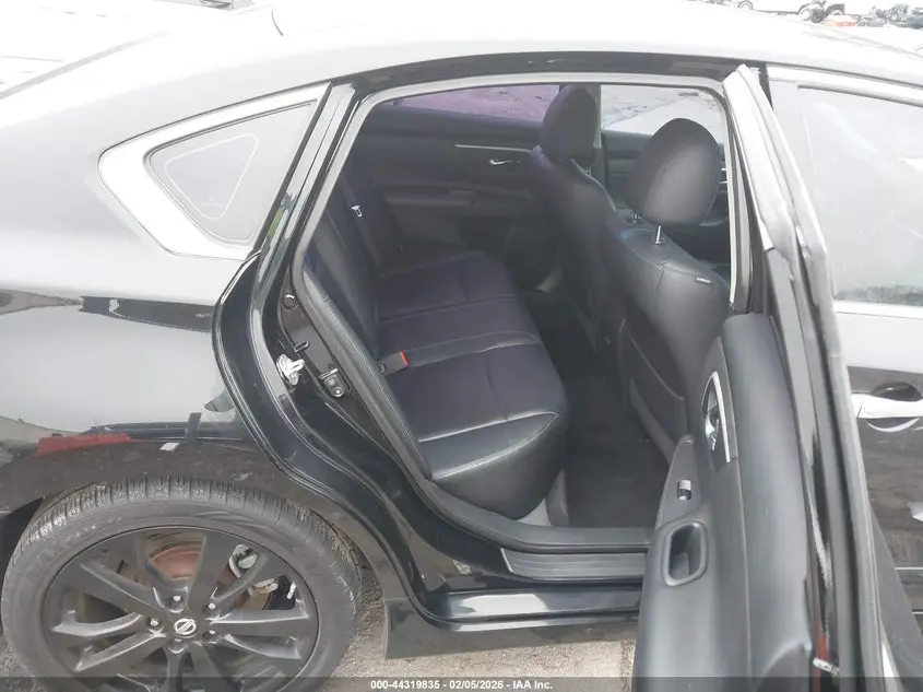 2018 NISSAN ALTIMA 2.5 SR