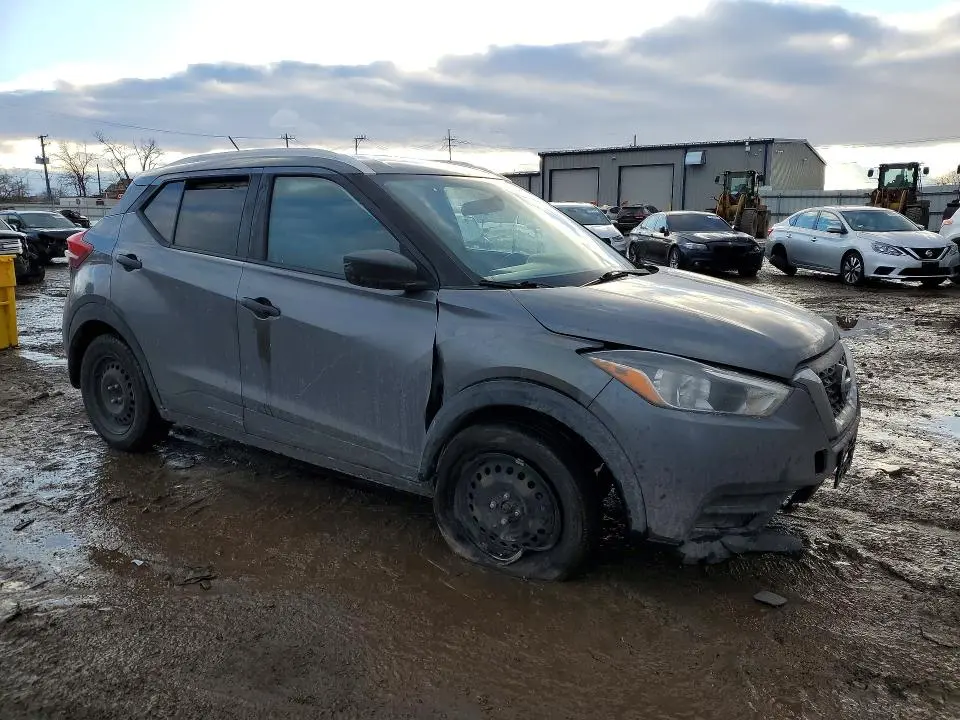 2019 NISSAN KICKS S  