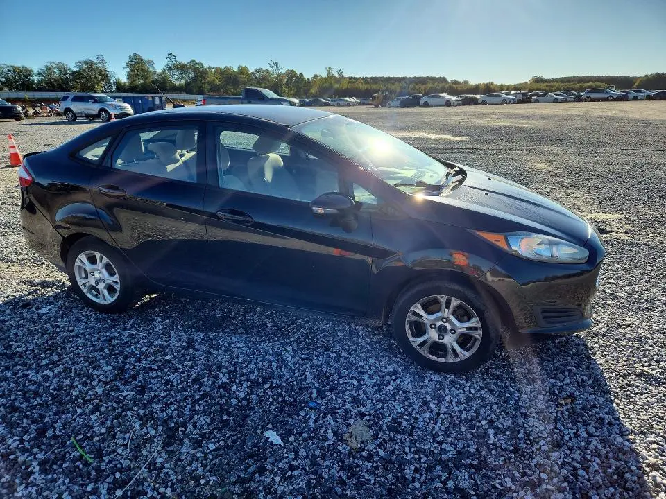 2014 FORD FIESTA SE  
