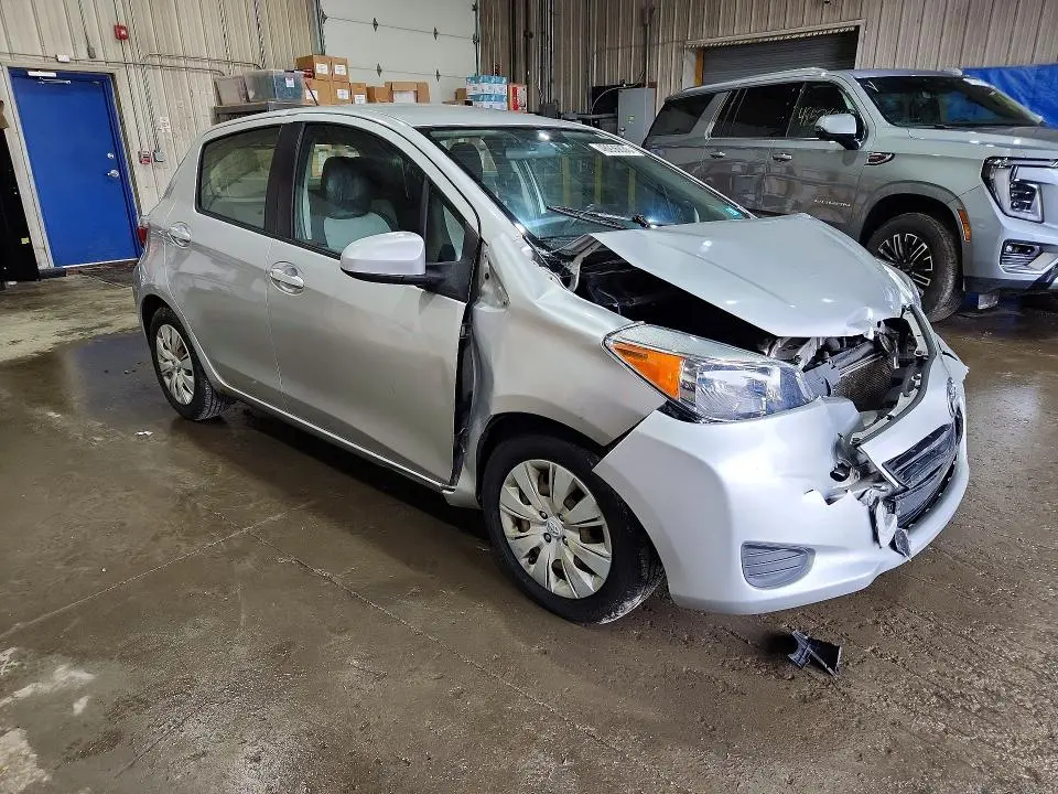 2012 TOYOTA YARIS 5-DOOR LE  