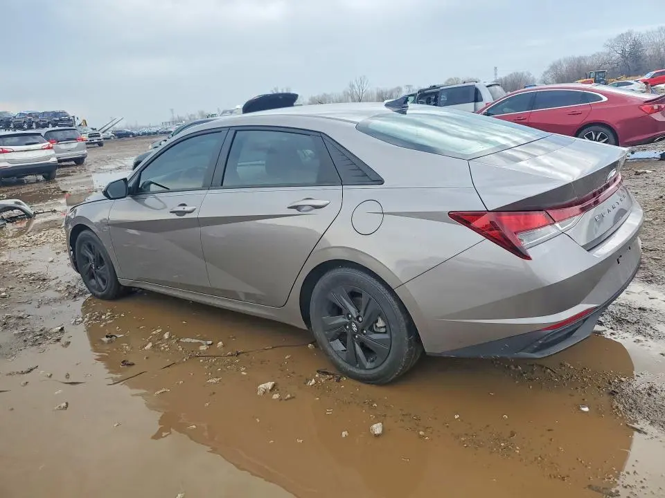 2023 HYUNDAI ELANTRA SEL  