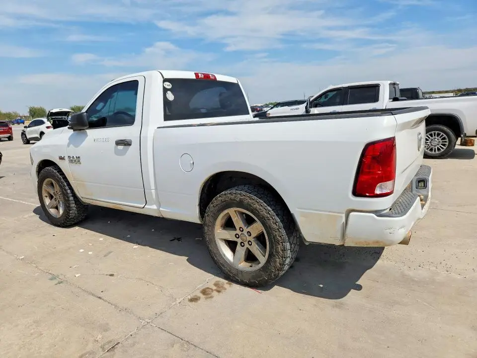2014 RAM 1500 ST  
