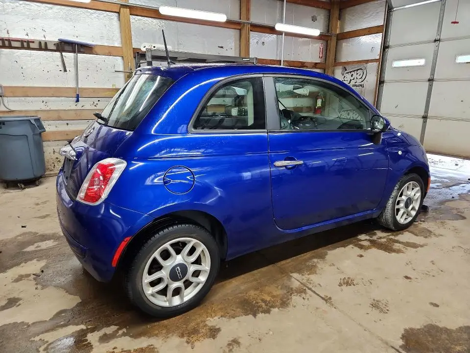 2012 FIAT 500 POP  