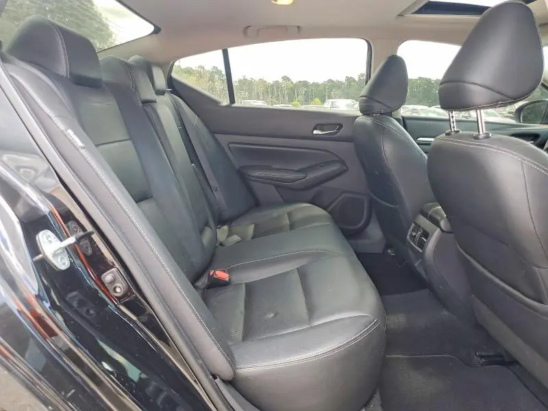 2019 NISSAN ALTIMA SL  