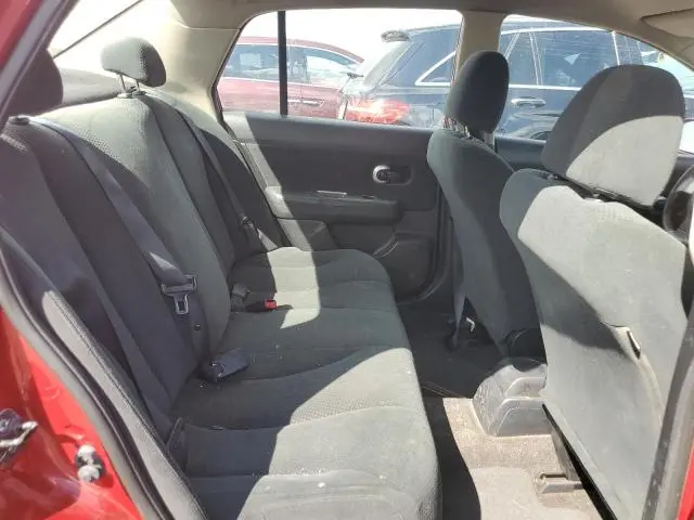 2011 NISSAN VERSA S  