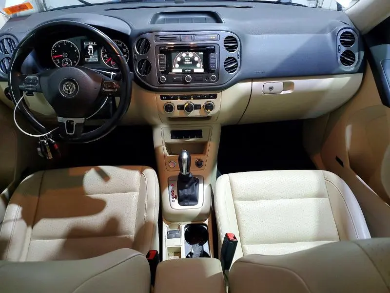 2014 VOLKSWAGEN TIGUAN S  