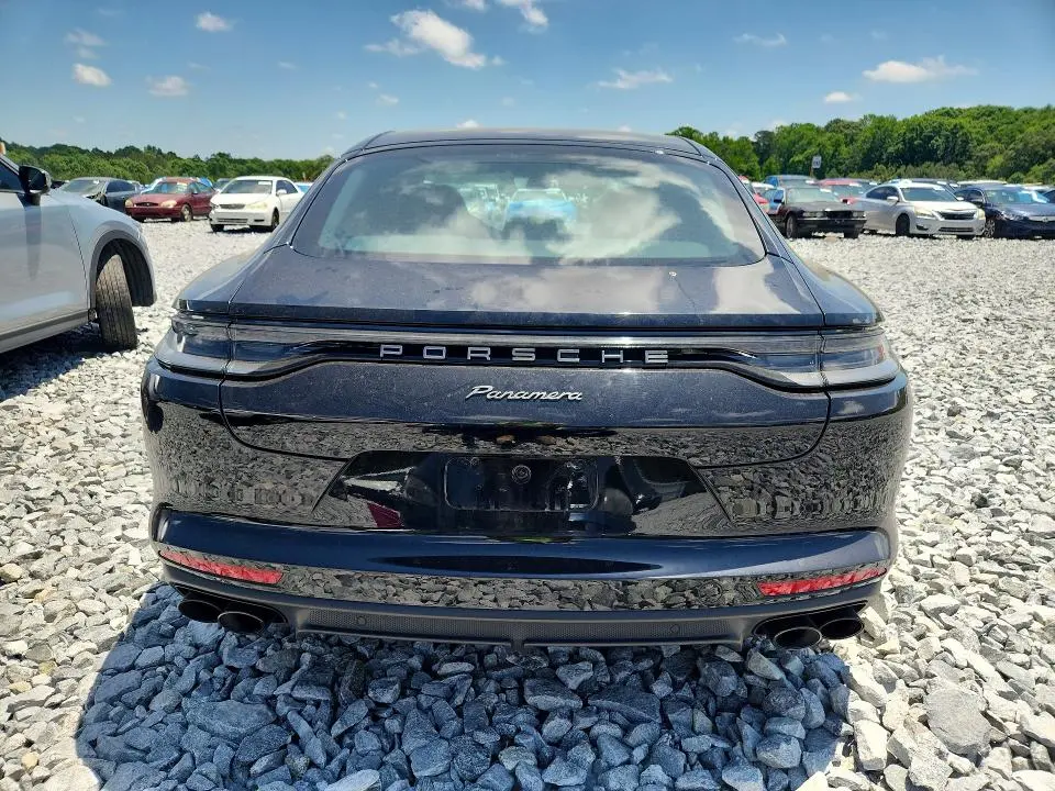 2023 PORSCHE PANAMERA BASE  