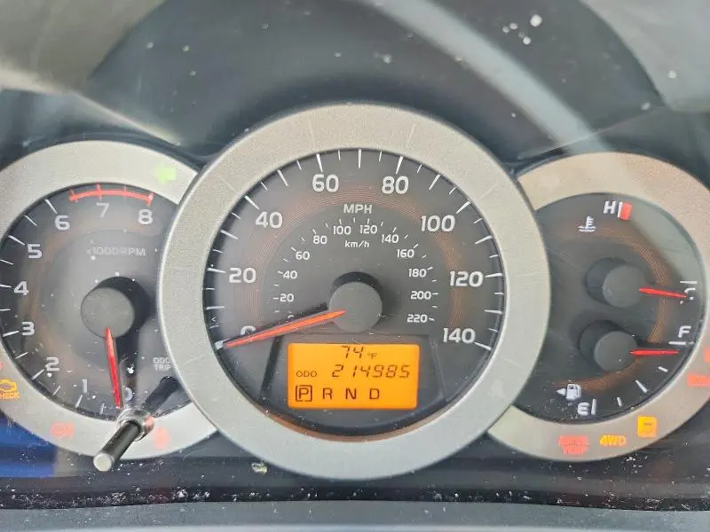 2011 TOYOTA RAV4 BASE  