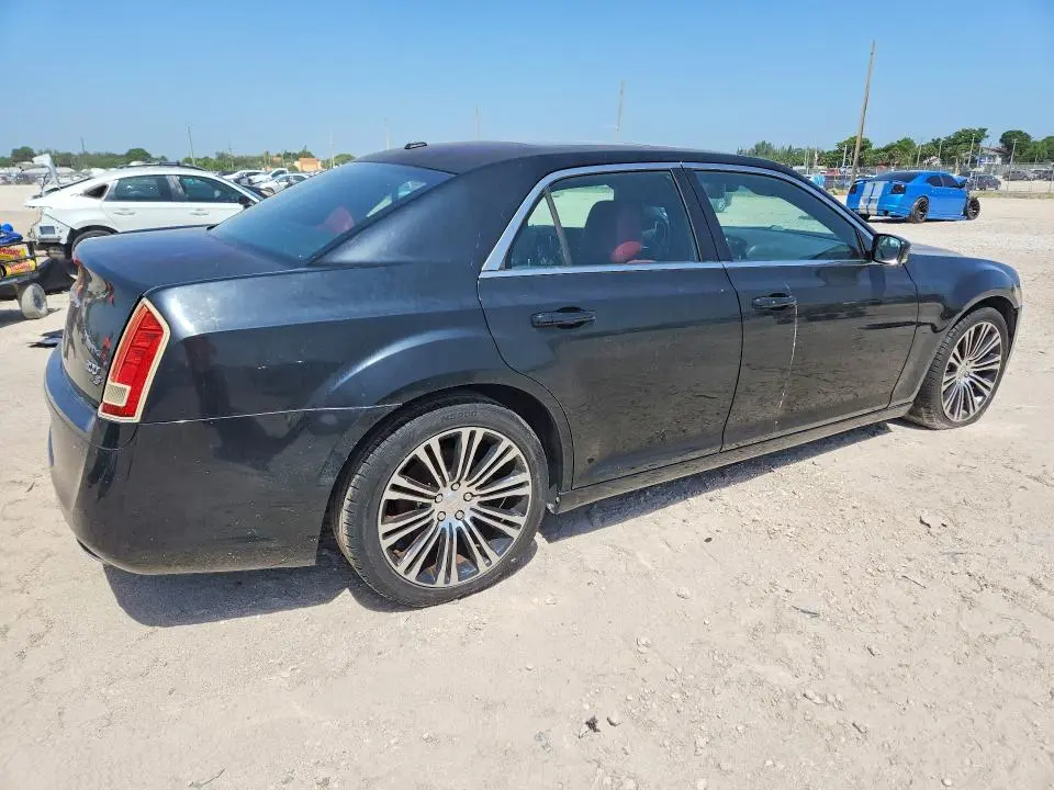 2012 CHRYSLER 300 S  