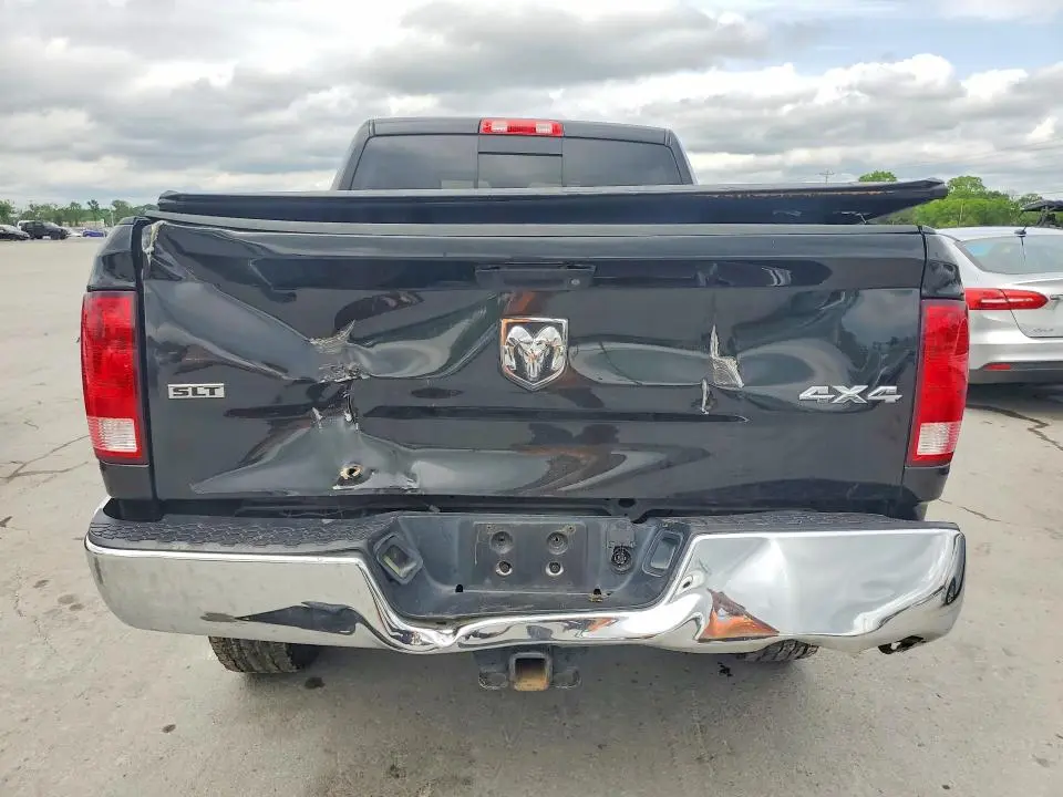 2016 RAM 2500 SLT  
