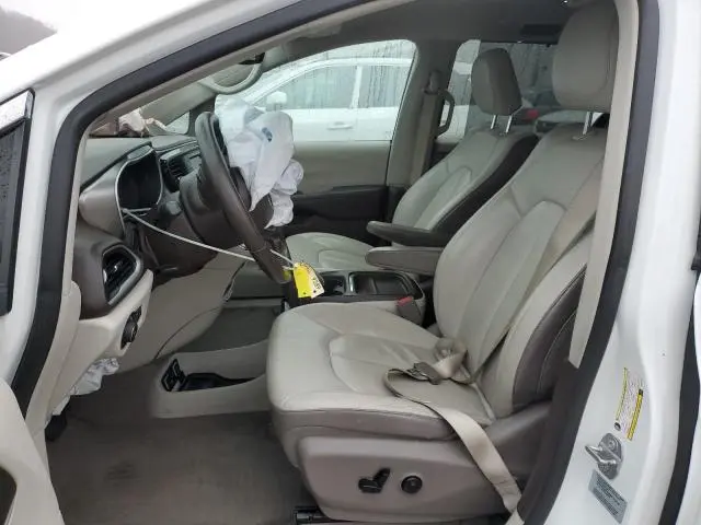 2017 CHRYSLER PACIFICA TOURING L  