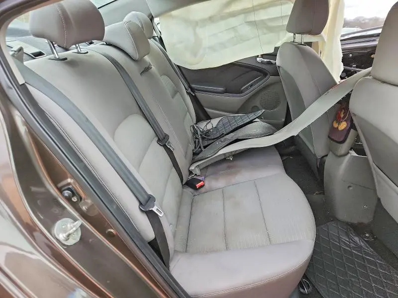 2014 KIA FORTE LX  